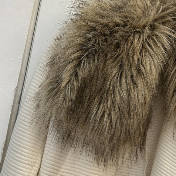 DOLAN Faux Fur Short Jacket - Picture 2 of 9